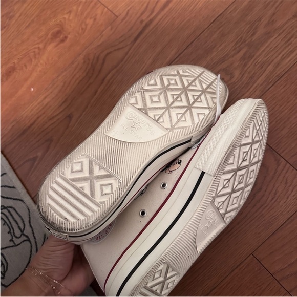 High Top Converse Disney x Kith Sneakers - Picture 6 of 7